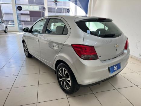 CHEVROLET Onix Hatch 1.4 4P FLEX LTZ AUTOM�TICO, Foto 3