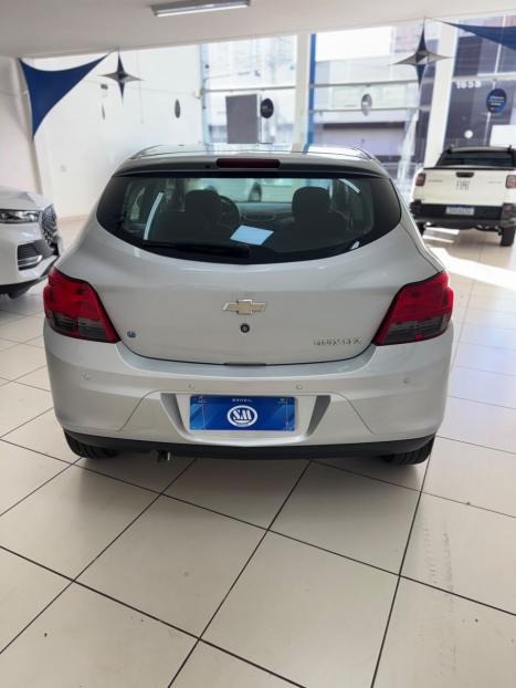 CHEVROLET Onix Hatch 1.4 4P FLEX LTZ AUTOM�TICO, Foto 4