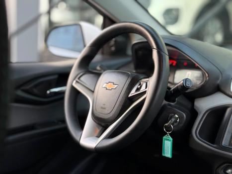 CHEVROLET Onix Hatch 1.4 4P FLEX LT, Foto 8