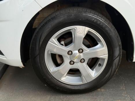 CHEVROLET Onix Hatch 1.4 4P FLEX LT, Foto 14