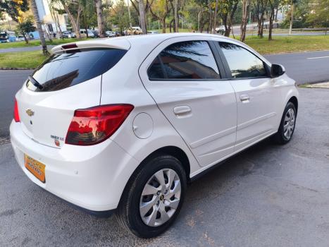 CHEVROLET Onix Hatch 1.4 4P FLEX LT, Foto 5