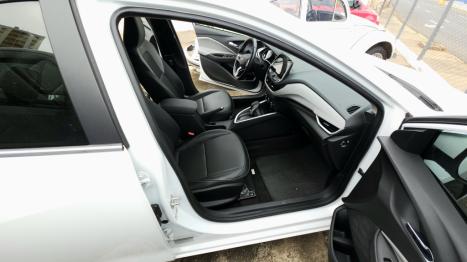 CHEVROLET Onix Hatch 1.0 12V 4P FLEX PREMIER TURBO AUTOM�TICO, Foto 14