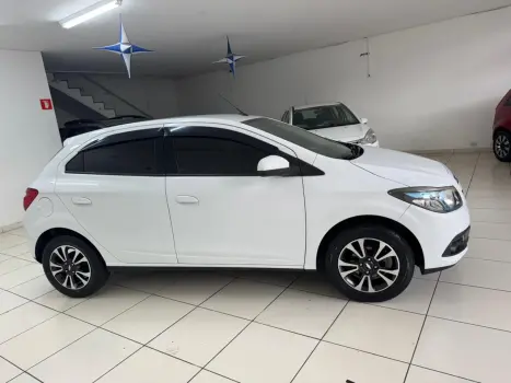 CHEVROLET Onix Hatch 1.4 4P FLEX LTZ, Foto 6