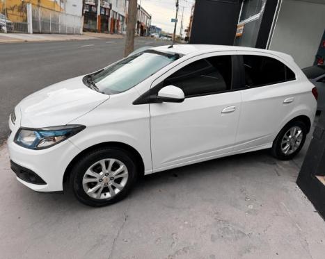 CHEVROLET Onix Hatch 1.0 4P FLEX LT LOLLAPALOOZA, Foto 4