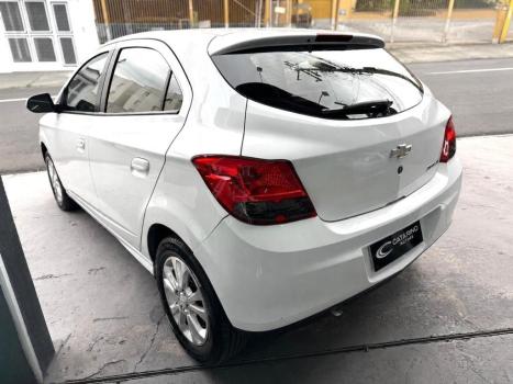 CHEVROLET Onix Hatch 1.0 4P FLEX LT LOLLAPALOOZA, Foto 5