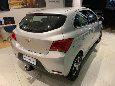 CHEVROLET Onix Hatch 1.4 4P FLEX LTZ, Foto 9