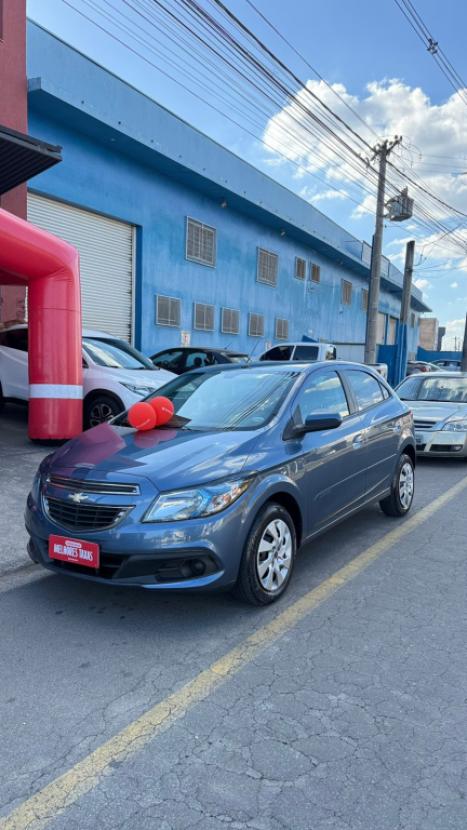 CHEVROLET Onix Hatch 1.4 4P FLEX LT, Foto 2
