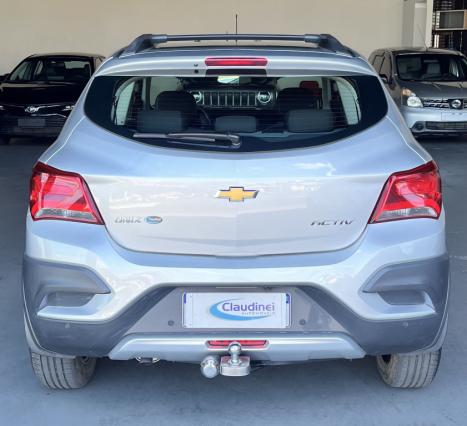 CHEVROLET Onix Hatch 1.4 4P FLEX ACTIV AUTOM�TICO, Foto 6