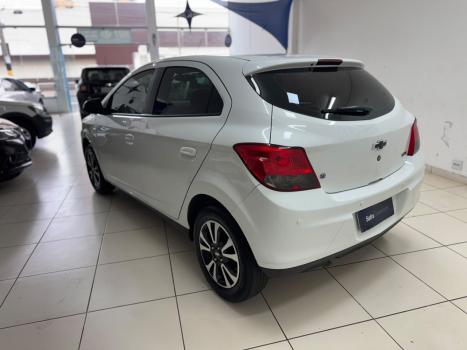 CHEVROLET Onix Hatch 1.4 4P FLEX LTZ, Foto 3