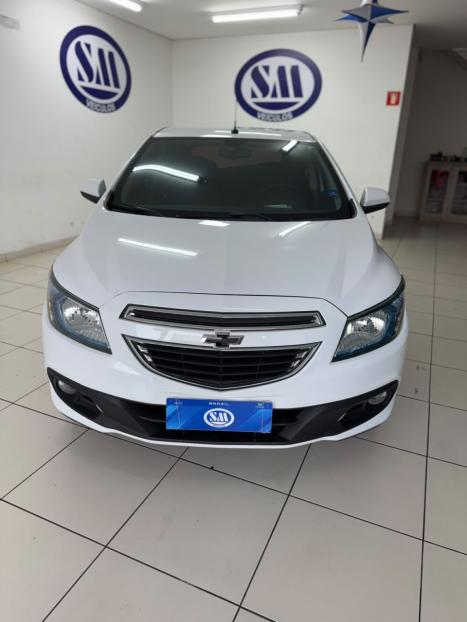 CHEVROLET Onix Hatch 1.4 4P FLEX LTZ, Foto 8