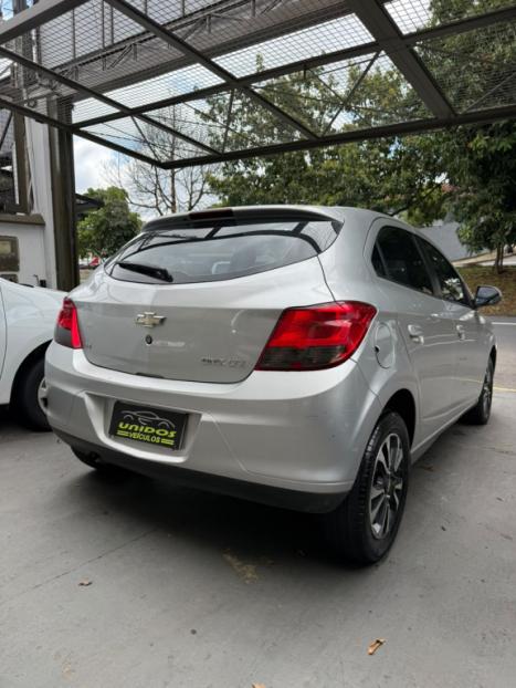 CHEVROLET Onix Hatch 1.4 4P FLEX LTZ, Foto 6