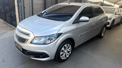 CHEVROLET Onix Hatch 1.4 4P FLEX LT AUTOMÁTICO, Foto 2