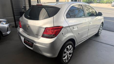CHEVROLET Onix Hatch 1.4 4P FLEX LT AUTOMÁTICO, Foto 6