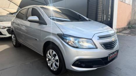 CHEVROLET Onix Hatch 1.4 4P FLEX LT AUTOMÁTICO, Foto 8