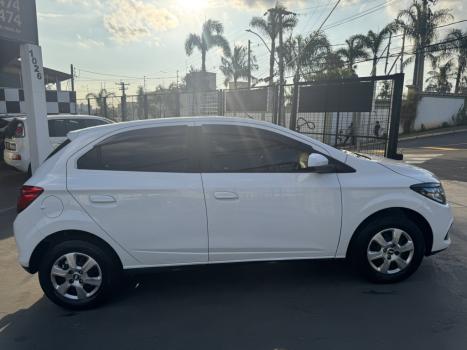 CHEVROLET Onix Hatch 1.4 4P FLEX LT, Foto 7