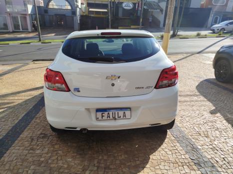 CHEVROLET Onix Hatch 1.0 4P FLEX JOY, Foto 4