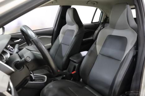 CHEVROLET Onix Hatch 1.0 12V 4P FLEX PREMIER TURBO AUTOMÁTICO, Foto 5