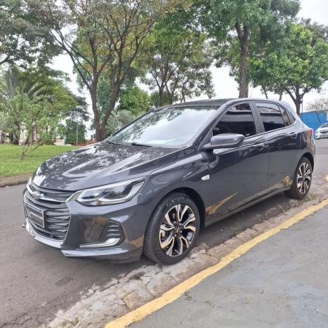 CHEVROLET Onix Hatch 1.0 12V 4P FLEX PREMIER 2 TURBO AUTOMÁTICO, Foto 2