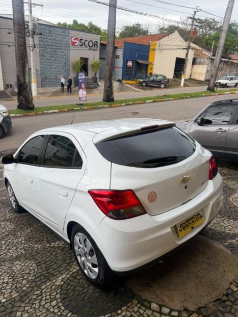 CHEVROLET Onix Hatch 1.4 4P FLEX LT, Foto 3