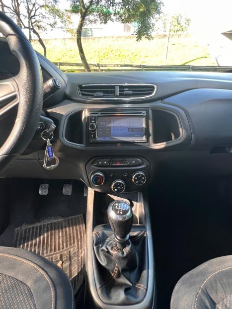 CHEVROLET Onix Hatch 1.4 4P FLEX LT, Foto 5