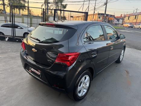 CHEVROLET Onix Hatch 1.4 4P FLEX LT, Foto 6