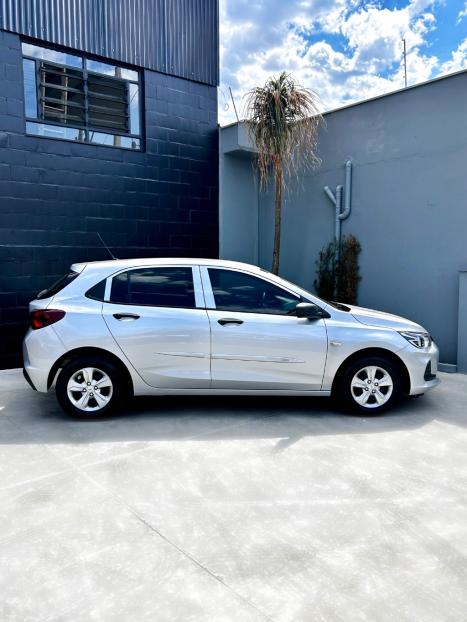 CHEVROLET Onix Hatch 1.0 4P FLEX LT, Foto 3