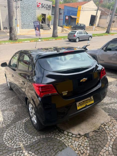CHEVROLET Onix Hatch 1.0 12V 4P FLEX LT, Foto 6