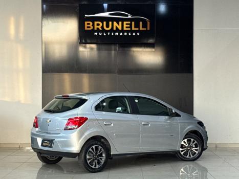 CHEVROLET Onix Hatch 1.4 4P FLEX LTZ, Foto 3