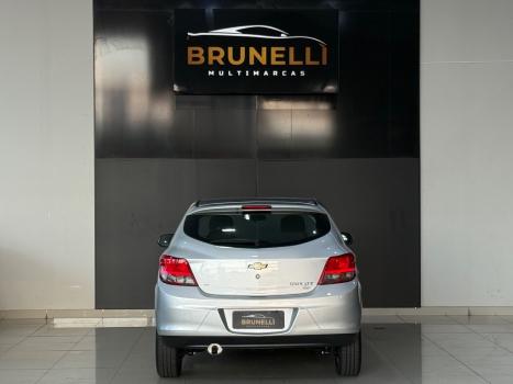CHEVROLET Onix Hatch 1.4 4P FLEX LTZ, Foto 4