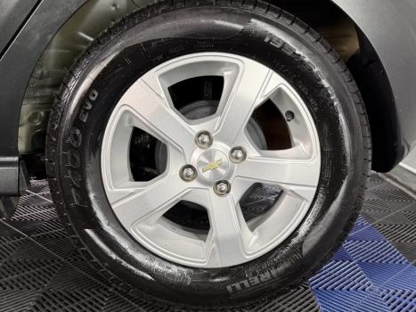 CHEVROLET Onix Hatch 1.4 4P FLEX LT, Foto 13