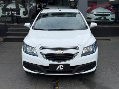 CHEVROLET Onix Hatch 1.4 4P FLEX LT, Foto 3