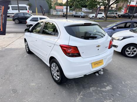 CHEVROLET Onix Hatch 1.4 4P FLEX LT, Foto 5