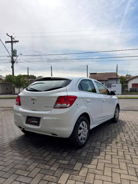 CHEVROLET Onix Hatch 1.0 12V 4P FLEX LT, Foto 4