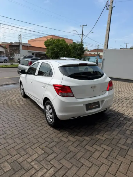 CHEVROLET Onix Hatch 1.0 12V 4P FLEX LT, Foto 5