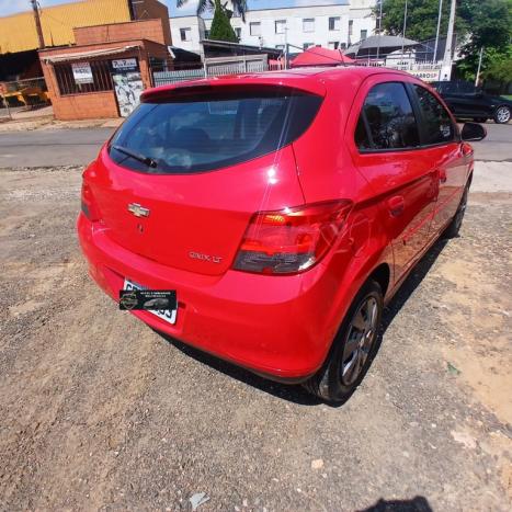 CHEVROLET Onix Hatch 1.0 4P FLEX LT, Foto 4