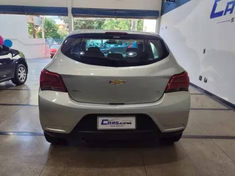 CHEVROLET Onix Hatch 1.0 4P FLEX LT, Foto 4