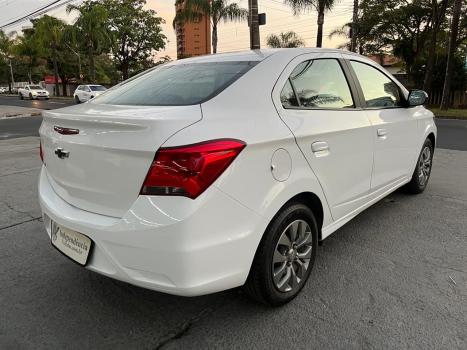 CHEVROLET Onix Sedan 1.0 4P FLEX JOY BLACK PLUS, Foto 6