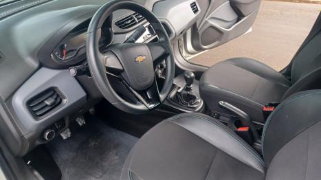 CHEVROLET Onix Sedan 1.0 4P FLEX JOY BLACK PLUS, Foto 2