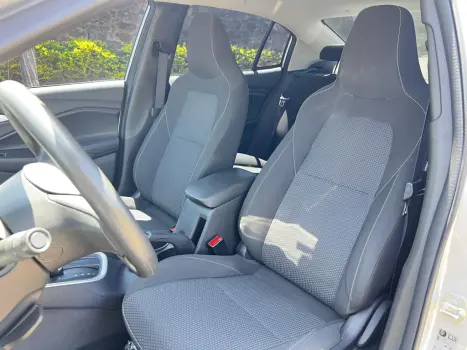 CHEVROLET Onix Sedan 1.0 12V 4P FLEX LT PLUS TURBO AUTOMTICO, Foto 9