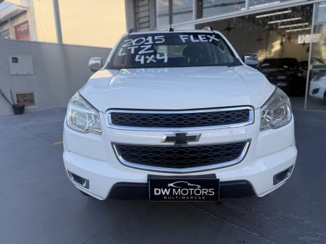 CHEVROLET S10 2.5 FLEX LTZ 4X4 CABINE DUPLA, Foto 2