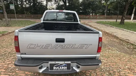 CHEVROLET S10 2.8 12V CABINE SIMPLES TURBO DIESEL, Foto 11 CHEVROLET S10 2.8 12V CABINE SIMPLES TURBO DIESEL, Foto 11