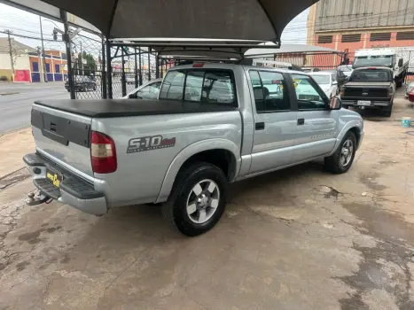 CHEVROLET S10 2.8 12V EXECUTIVE CABINE DUPLA  4X4 TURBO DIESEL, Foto 4