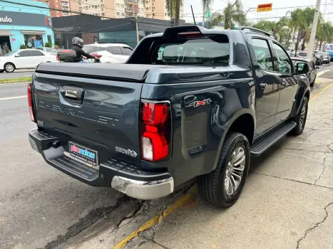 CHEVROLET S10 2.8 12V HIGH COUNTRY CABINE DUPLA 4X4 TURBO DIESEL AUTOMÁTICO, Foto 7 CHEVROLET S10 2.8 12V HIGH COUNTRY CABINE DUPLA 4X4 TURBO DIESEL AUTOMÁTICO, Foto 7