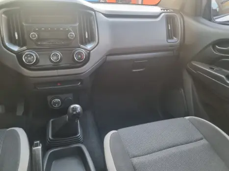 CHEVROLET S10 2.8 16V LS CABINE DUPLA 4X4 TURBO DIESEL, Foto 3
