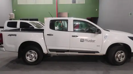 CHEVROLET S10 2.8 16V LS CABINE DUPLA 4X4 TURBO DIESEL, Foto 4
