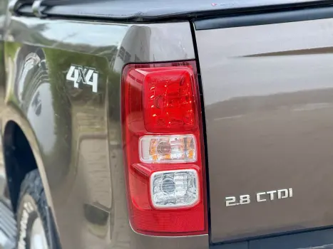 CHEVROLET S10 2.8 16V LT CABINE DUPLA 4X4 TURBO DIESEL, Foto 7