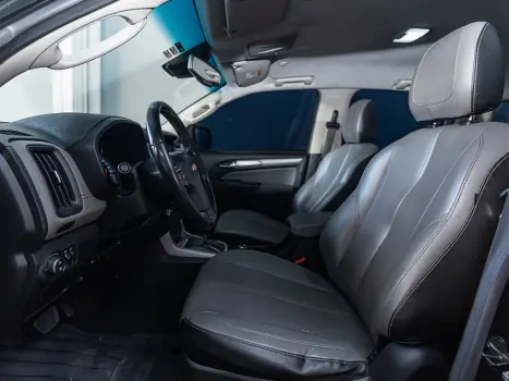 CHEVROLET S10 2.8 16V LTZ CABINE DUPLA 4X4 TURBO DIESEL AUTOMTICO, Foto 9