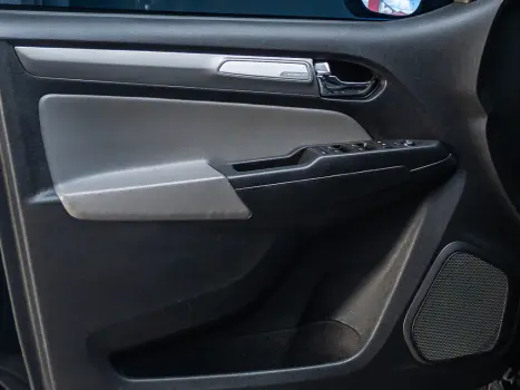 CHEVROLET S10 2.8 16V LTZ CABINE DUPLA 4X4 TURBO DIESEL AUTOMTICO, Foto 23