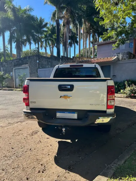 CHEVROLET S10 2.8 16V LTZ CABINE DUPLA 4X4 TURBO DIESEL AUTOM�TICO, Foto 4