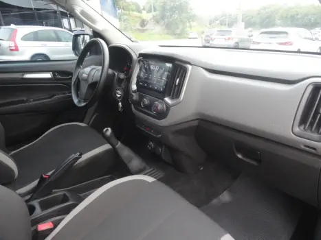 CHEVROLET S10 2.8 16V LS CABINE DUPLA 4X4 TURBO DIESEL, Foto 18